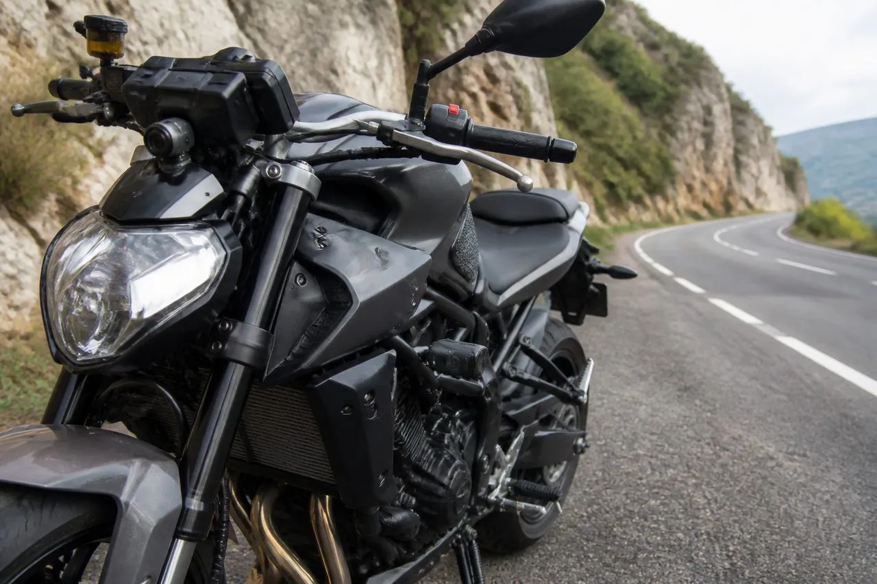 Dashcam moto : choisir, installer et utiliser une caméra embarquée